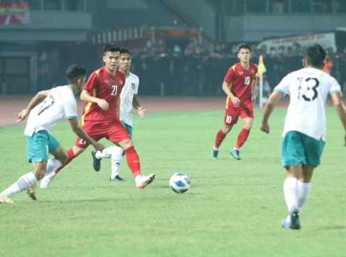 Bỏ lỡ nhiều cơ hội, U19 Việt Nam chia điểm đầy nuối tiếc trận ra quân U19 ĐNÁ