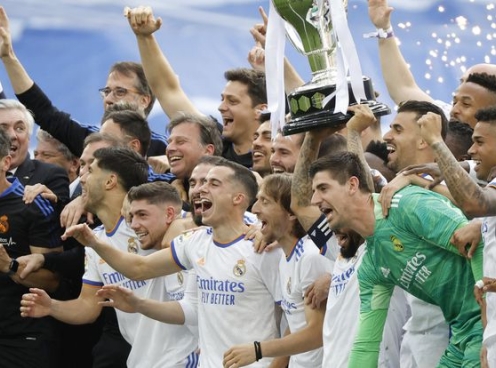 Đại thắng tại Bernabeu, Real Madrid chính thức vô địch La Liga 2021/22