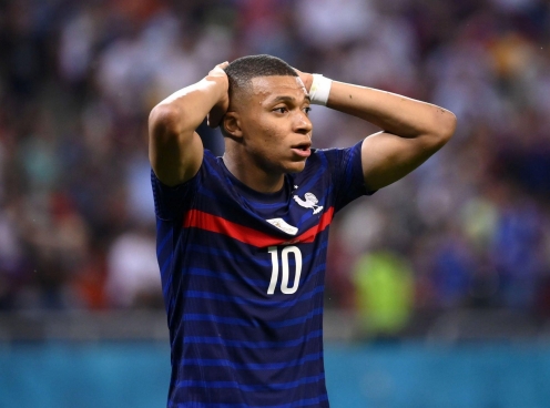 Cả gan chống lại ĐT Pháp, Mbappe sắp 'trả giá' vì thói ngông cuồng?