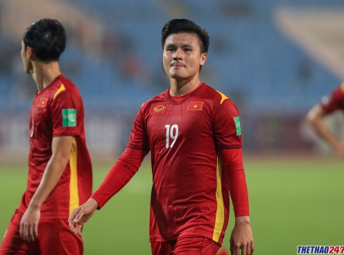 'Cận thần' HLV Park nhắn nhủ Quang Hải: 'Đời cầu thủ ngắn lắm, đi được là đi'