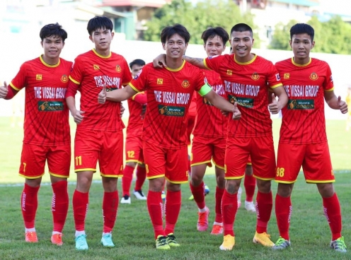 Quyết tâm lên hạng, đội bóng hạng Nhất tập huấn cùng HAGL
