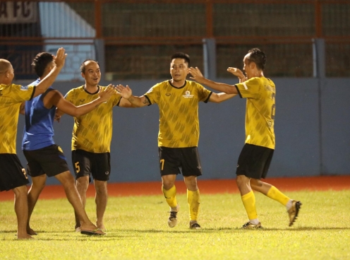 Cựu tuyển thủ Việt Nam toả sáng giúp đội nhà vô địch Cúp Độc Lập