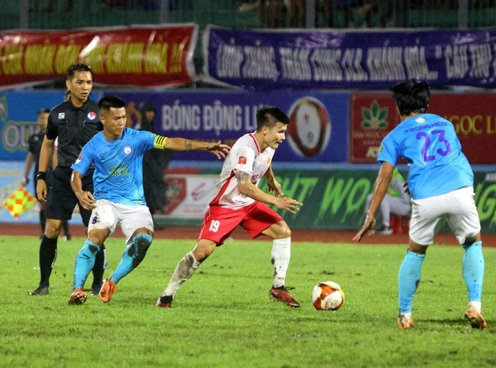 Lịch thi đấu vòng 18 V-League 2023/24: Hấp dẫn HAGL đối đầu Nam Định