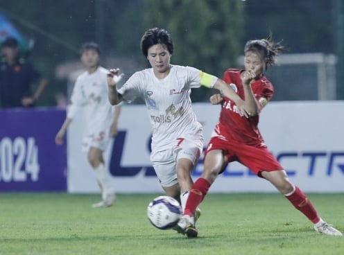 'Beckham Việt Nam' ghi cú đúp đẳng cấp giúp đội nhà thắng 4-0