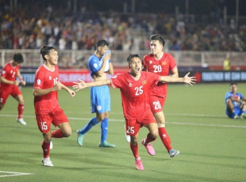 ĐT Việt Nam chào đón 'người hùng' trở lại ở bán kết AFF Cup