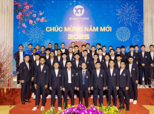 CLB Nam Định thưởng lớn CĐV ở trận khai xuân V-League