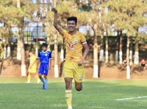HLV U17 Việt Nam làm điều bất ngờ với cầu thủ HAGL