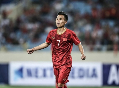 HLV Chu Đình Nghiêm chỉ thẳng 4 cầu thủ lên ĐT Việt Nam