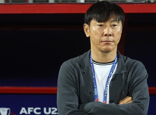 HLV Shin Tae Yong nói gì sau trận thua 0-2 Iraq?