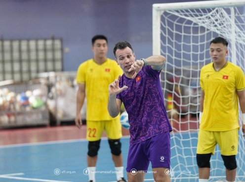 HLV ĐT futsal Việt Nam: 'Indonesia mạnh nhất giải'