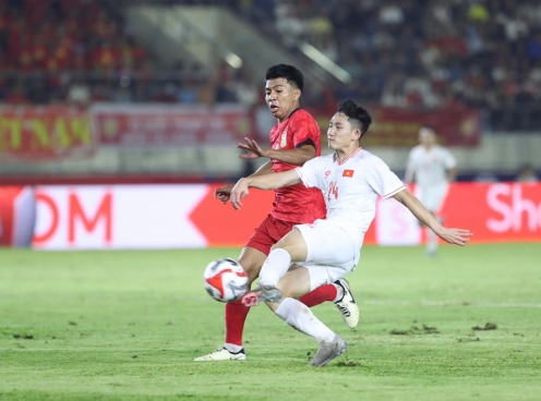 Trực tiếp bóng đá Việt Nam 1-0 Lào: Chủ nhà áp đảo