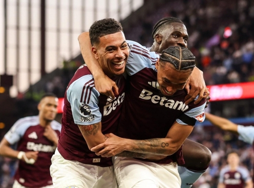 Thắng dễ Tottenham, Aston Villa cạnh tranh nghẹt thở vé dự Champions League