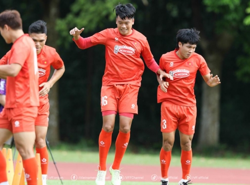 Trung vệ ĐT Việt Nam nói lời thật lòng về dàn sao nhập tịch Malaysia