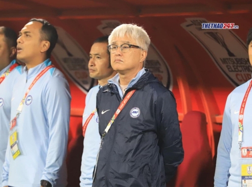 Bại tướng của ĐT Việt Nam ở AFF Cup bất ngờ từ chức