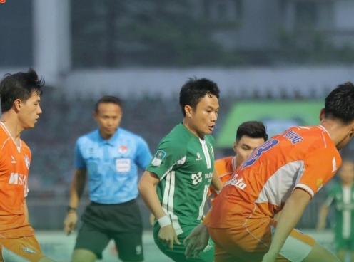 Trực tiếp Bình Phước 0-0 Đà Nẵng: Công Phượng bỏ lỡ cơ hội ghi bàn