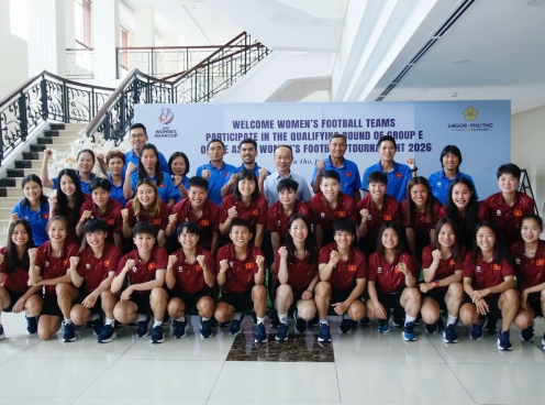 ĐT nữ Việt Nam nhận quà tinh thần lớn trước giải châu Á