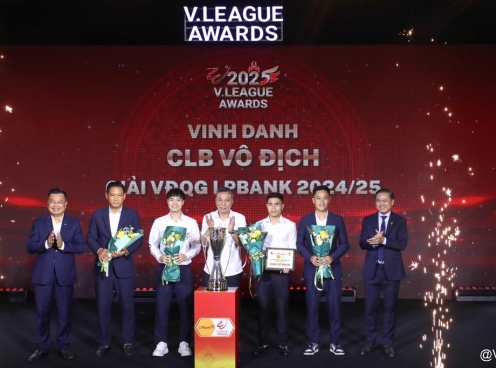Văn Toàn: 'Nam Định muốn vô địch V-League lần thứ 3 liên tiếp'
