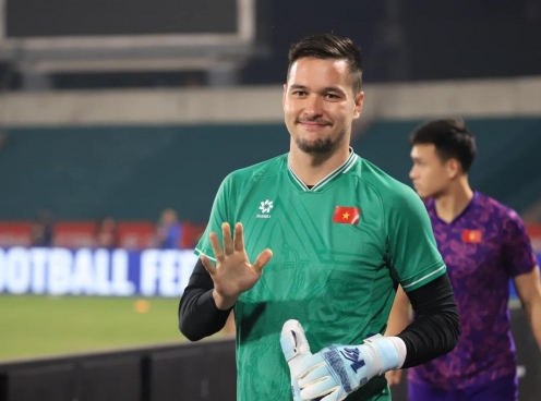 Filip Nguyễn: 'Một số cầu thủ Việt Nam không thích bị chỉ ra lỗi sai'