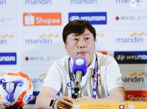 Thua 0-3, HLV U23 Lào thốt lên: 'U23 Việt Nam quá mạnh'