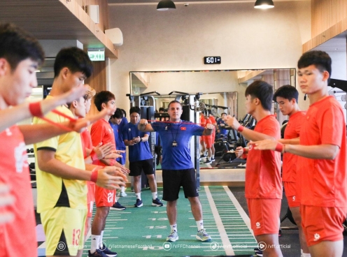 U23 Việt Nam 'nhận quà' từ thầy Kim, sẵn sàng tranh ngôi vô địch với U23 Indonesia