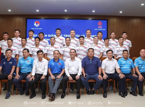 VFF chia tay 5 trọng tài ngay trước V-League 2025/26