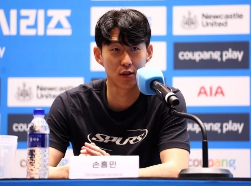Son Heung-min: 'Rời Tottenham là quyết định khó khăn nhất sự nghiệp'