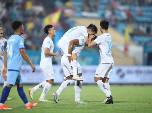Trực tiếp Nam Định 1-1 Bình Dương: Đá penalty