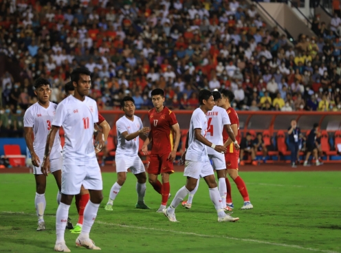 Trụ cột U23 Việt Nam báo tin dữ tới HLV Park sau trận thắng Myanmar