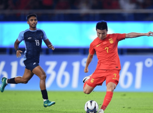 Trực tiếp Trung Quốc vs Qatar: Chủ nhà gặp khó?