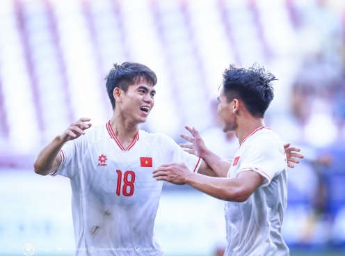 Tiền vệ U23 Việt Nam hé lộ 'người đặc biệt' giúp ghi siêu phẩm