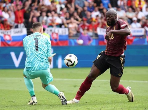 VAR 2 lần 'gieo sầu', Bỉ thua sốc trận ra quân Euro 2024