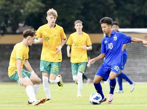 Trực tiếp U16 Thái Lan 1-1 U16 Australia: Bàn thắng không được công nhận!