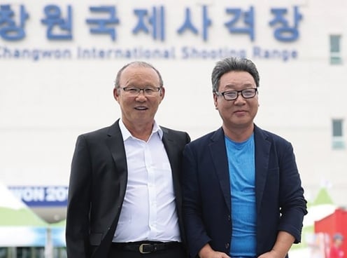 HLV Hàn Quốc xin lỗi người hâm mộ Việt Nam