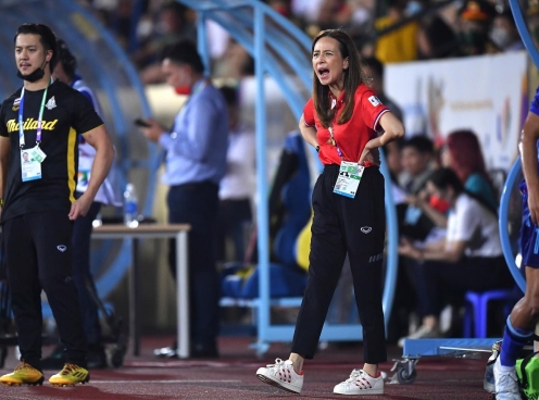 Thảm bại trước Malaysia, Madam Pang dùng tiền để động viên U23 Thái Lan