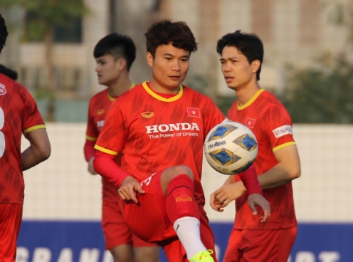 'Ronaldo Việt Nam' chuẩn bị lên bàn mổ, bỏ lỡ giai đoạn đầu V-League