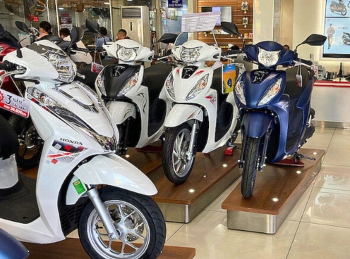 Thị trường xe máy Việt Nam lao dốc, doanh số xuống thấp kỷ lục