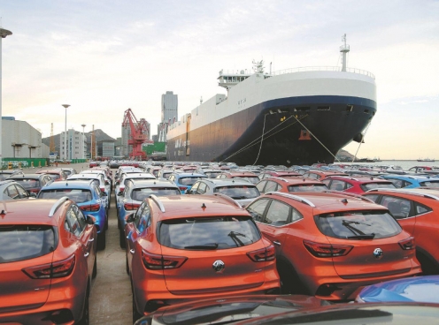 Sau Mỹ, một quốc gia châu Âu quyết định tăng mạnh thuế với ô tô Trung Quốc