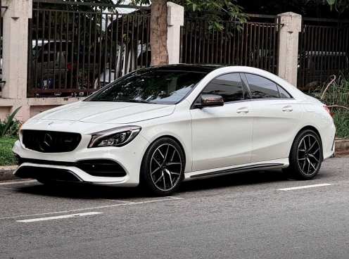 Ngỡ ngàng giá bán của Mercedes-Benz CLA 250 2015 sau gần 10 năm lăn bánh