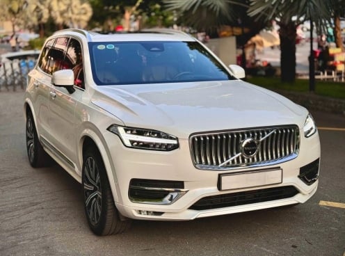 Ngỡ ngàng giá bán của Volvo XC90 2023 ‘siêu lướt’ sau 1 năm lăn bánh