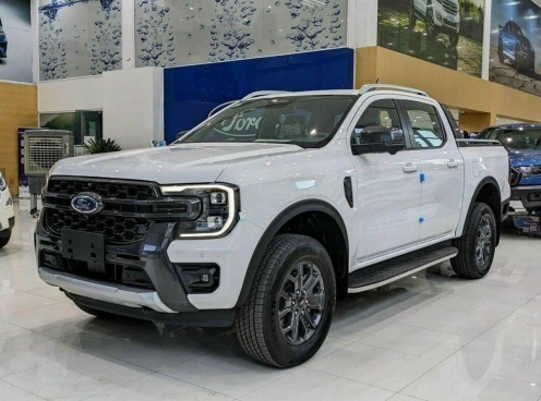 Ford Ranger vững ngôi đầu phân khúc, bán gấp gần 5 lần đối thủ xếp sau