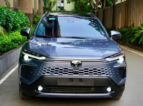 Lăn bánh vài tháng, ‘tân binh’ Toyota Corolla Cross 2024 lên sàn xe cũ với giá ngỡ ngàng