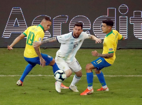 Lịch thi đấu bóng đá hôm nay 17/11: Đại chiến Brazil vs Argentina