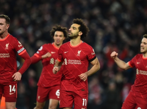 Salah lập công, Liverpool vượt qua Villa trong ngày trở về 'nhà' của Gerrard