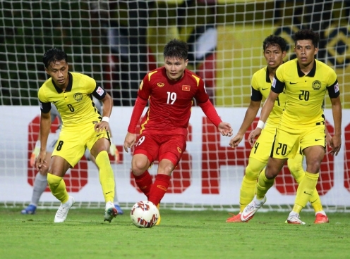 Malaysia gặp 'chuyện dở khóc dở cười' sau AFF Cup