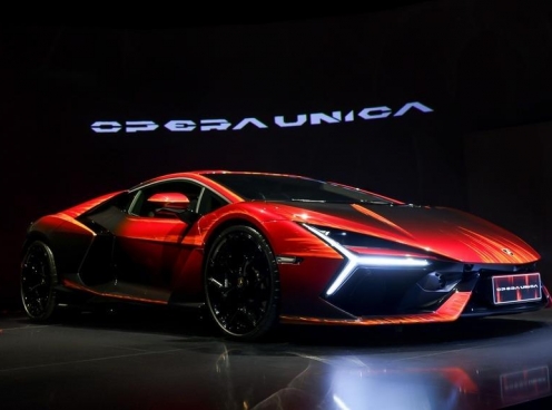 Chiêm ngưỡng siêu phẩm Lamborghini Revuelto Opera Unica lấy cảm hứng từ vũ trụ