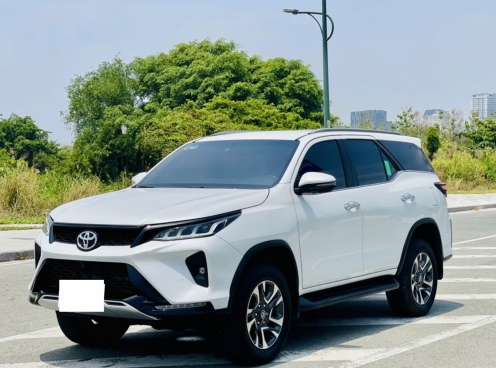 Bất ngờ mức khấu hao của Toyota Fortuner Legender 2020 sau 4 năm lăn bánh