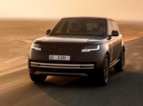 Xe sang thuần điện Range Rover Electric đang được thử nghiệm tại sa mạc ở Dubai