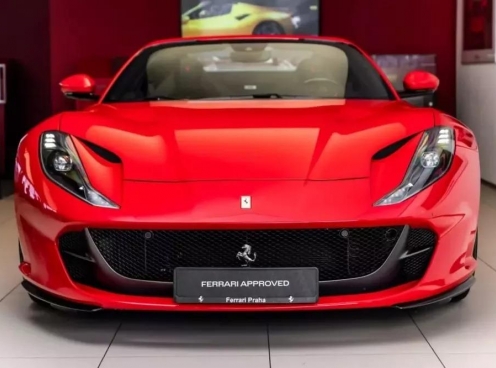 Chiêm ngưỡng Ferrari 812 GTS thứ ba sẽ sớm về Việt Nam, giá quy đổi lên tới gần 12 tỷ đồng