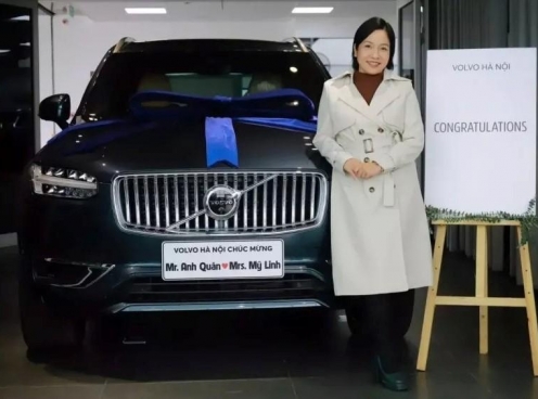 Vợ chồng Diva Mỹ Linh chi hơn 4 tỷ đồng tậu SUV hạng sang Volvo XC90