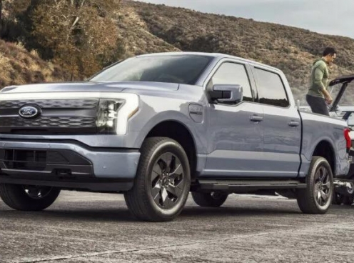 Ford triệu hồi gần 12.000 xe F-150 Lightning do nguy cơ gây tai nạn